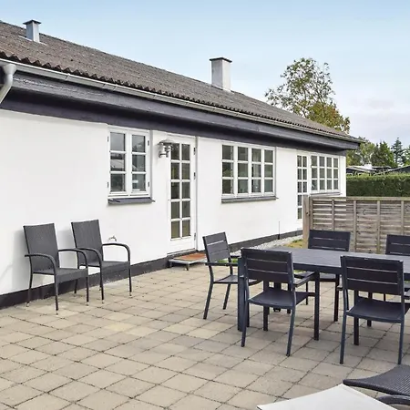 Pet Friendly In With Wifi 4* Juelsminde (Hedensted)