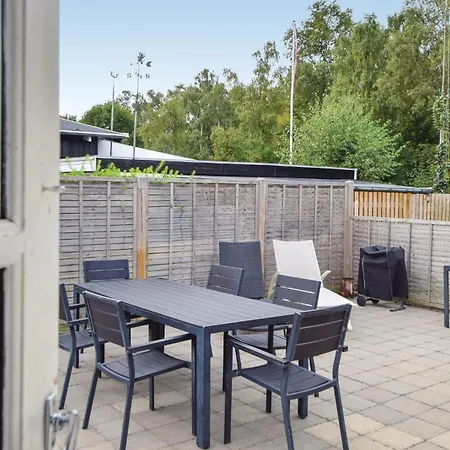 Pet Friendly In With Wifi Hotel